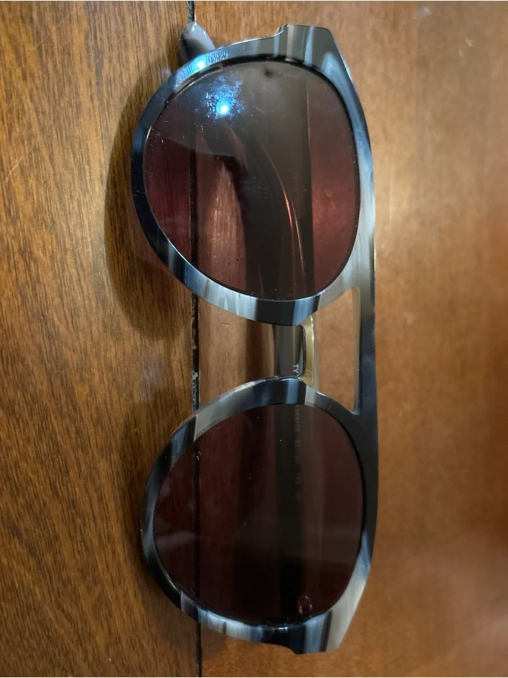 Striped Gray Cat-Eye Tory Burch Sunglasses with Dark Lenses - Picture 3 of 9